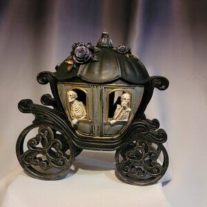 Christian Siriano lights and sounds Black Carriage